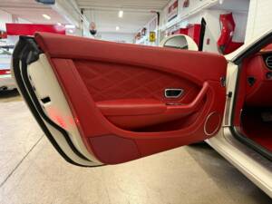 Image 10/20 of Bentley Continental GTC V8 (2012)