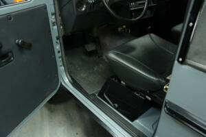Image 11/50 of Mercedes-Benz G 230 (1993)