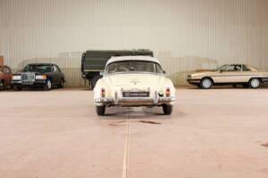 Image 8/83 de Mercedes-Benz 190 SL (1959)