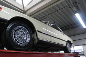 Bild 12/50 von Mercedes-Benz 380 SL (1982)
