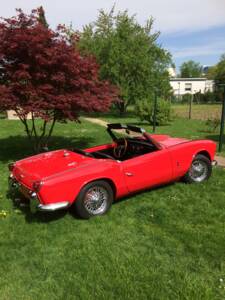 Image 6/68 of Triumph Spitfire Mk II (1965)
