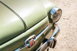 Image 19/22 of SEAT 600 E (1971)