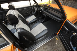Immagine 13/78 di BMW 2002 Baur (1972)