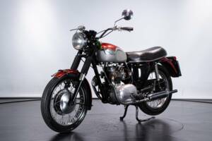 Image 7/50 de Triumph DUMMY (1969)