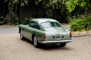 Image 27/50 de Aston Martin DB 4 (1960)