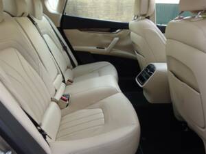 Image 73/98 of Maserati Quattroporte GTS (2015)