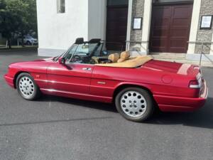 Image 4/50 of Alfa Romeo 2.0 Spider (1991)
