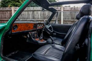 Image 27/38 of Triumph Stag (1977)