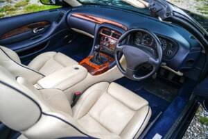 Bild 2/50 von Aston Martin DB 7 Vantage Volante (2002)
