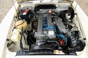 Imagen 48/50 de Mercedes-Benz 280 SL (1976)