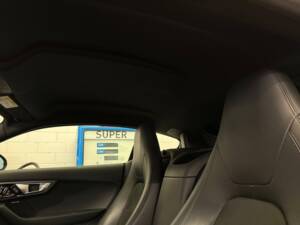 Afbeelding 10/18 van Jaguar F-Type (2017)