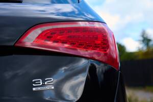 Bild 12/50 von Audi Q5 3.2 FSI (2013)