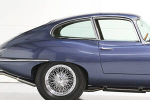 Bild 22/39 von Jaguar E-Type 4.2 (1966)
