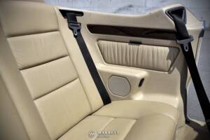 Bild 47/79 von Mercedes-Benz E 220 (1996)