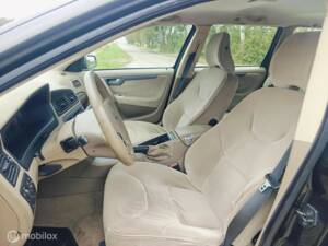 Imagen 17/40 de Volvo V 70 2.4 (2005)