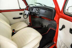 Image 12/50 of Volkswagen Beetle 1200 "Jeans Bug" (1983)