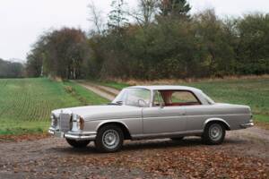 Bild 11/40 von Mercedes-Benz 300 SE (1965)