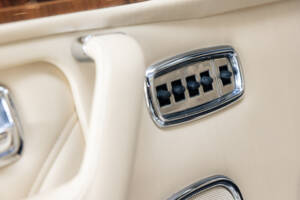 Bild 10/40 von Rolls-Royce Corniche V (2000)