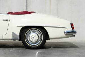 Afbeelding 5/35 van Mercedes-Benz 190 SL (1959)