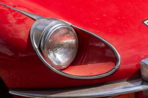 Image 28/50 de Jaguar Type E V12 (2+2) (1973)