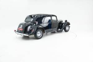 Image 2/15 of Citroën Traction Avant 11 BN Normale (1956)