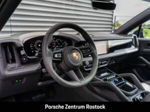 Imagen 6/38 de Porsche Cayenne Coupé E-Hybrid (1900)
