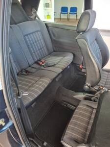 Image 15/21 of Volkswagen Golf Mk II GTi 1.8 (1990)