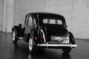 Image 10/50 of Citroën Traction Avant 11 BL (1953)