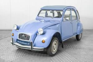 Image 17/50 of Citroën 2 CV 6 (1985)