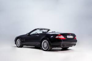 Image 13/36 of Mercedes-Benz SL 500 (2006)