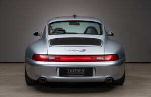 Image 12/32 de Porsche 911 Carrera 4S (1998)
