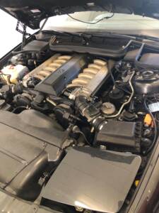 Bild 2/9 von BMW 850i (1990)