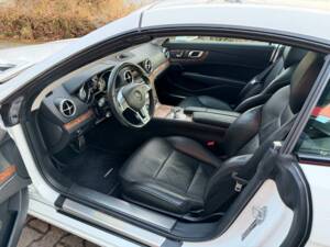 Bild 8/22 von Mercedes-Benz SL 350 (2013)