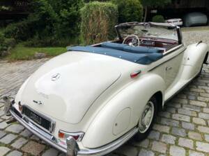 Image 14/15 of Mercedes-Benz 300 S (1953)