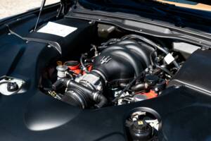 Bild 36/37 von Maserati GranTurismo S (2010)