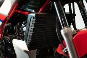 Image 8/41 de Yamaha DUMMY (1985)