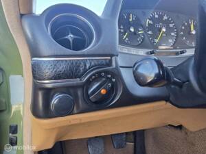 Imagen 21/50 de Mercedes-Benz 200 D (1982)