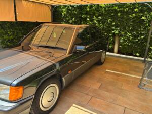 Bild 6/37 von Mercedes-Benz 190 E 2.0 (1991)
