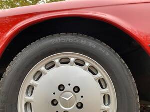 Image 26/177 de Mercedes-Benz 350 SL (1974)