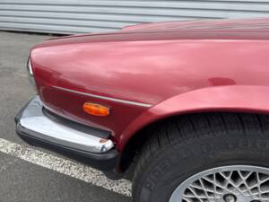 Image 63/64 of Jaguar XJ-S Convertible (1989)