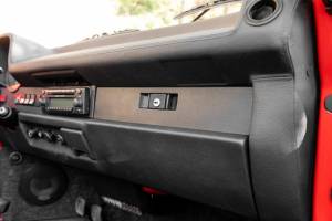 Image 13/41 de Volkswagen Coccinelle 1303 LS (1975)