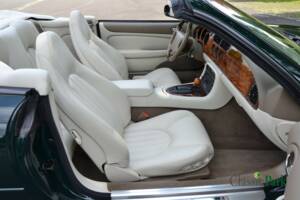 Imagen 34/50 de Jaguar XK8 4.0 (1998)