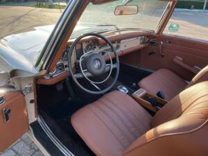 Image 5/16 of Mercedes-Benz 280 SL (1969)
