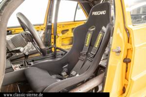 Image 13/15 of Mercedes-Benz 190 E 2.5-16 Evolution II (1990)