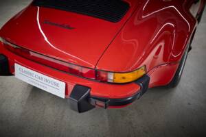 Immagine 29/96 di Porsche 911 Speedster 3.2 (1989)