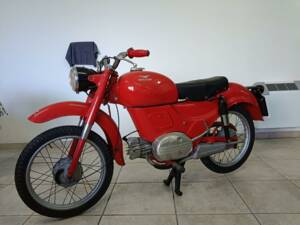Immagine 6/22 di Moto Guzzi Zigolo 110 (1961)