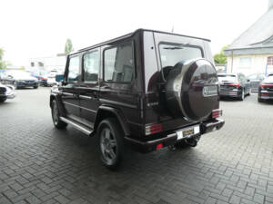 Image 6/29 de Mercedes-Benz G 500 (LWB) (1999)