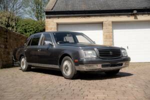 Image 1/50 of Toyota Century (2003)