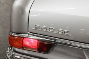 Image 46/48 of Mercedes-Benz 280 SE (1969)