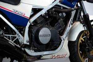 Image 29/50 de Honda VF 750 (1983)